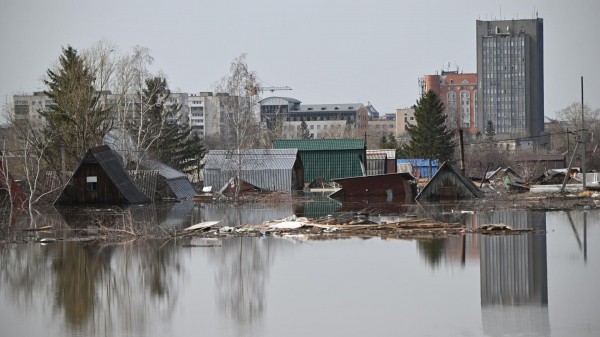 Власти: уровень воды в реке Тобол у Кургана снизился до 648 сантиметров Власти: уровень воды в реке Тобол у Кургана снизился до 648 сантиметров