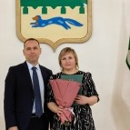 
											Губернатор Вадим Шумков накануне профессионального праздника вручил награды медицинским работникам региона									