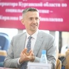 
											Выпускникам Курганского филиала РАНХиГС вручили дипломы в правительстве области									