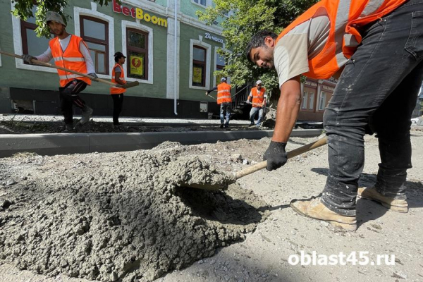 &laquo;Въездные ворота в город&raquo;: в Кургане ремонтируют улицу Омскую