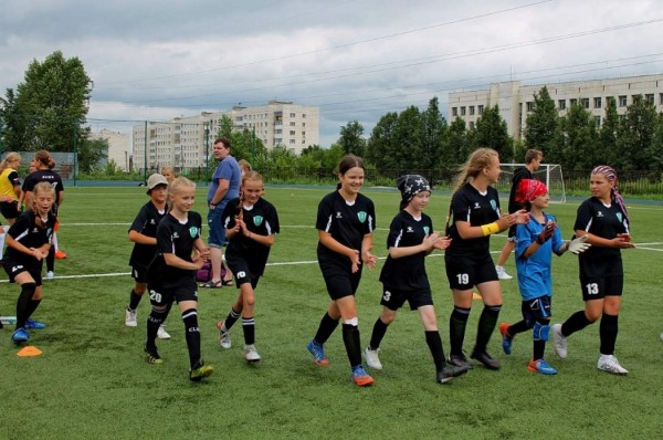 &laquo;Загрузи себя футболом&raquo;: курганские спортсменки выиграли путёвку в Анапу