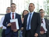 Губернатор Вадим Шумков вручил дипломы лучшим выпускникам Курганского государственного университета
Губернатор Вадим Шумков вручил дипломы лучшим выпускникам Курганского государственного университета