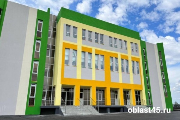 За парты новой школы в Заозёрном курганские школьники сядут уже в этом году 