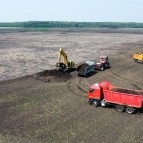 
											Губернатор Курганской области Вадим Шумков  принял участие в закладке первого камня в начало строительства крупнейшего в регионе молочно-животноводческого комплекса									