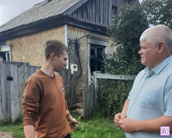​Молодой зауралец спас из огня пятерых детей