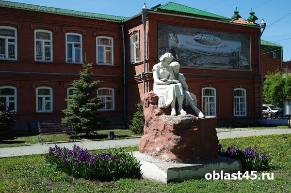 Курганцев приглашают культурно провести выходные