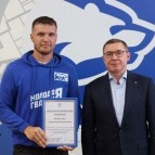 
											Полпред, врио секретаря Генсовета партии &laquo;Единая Россия&raquo; Владимир Якушев наградил волонтеров за помощь жителям Донбасса и участникам СВО									