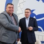 
											Полпред, врио секретаря Генсовета партии &laquo;Единая Россия&raquo; Владимир Якушев наградил волонтеров за помощь жителям Донбасса и участникам СВО									