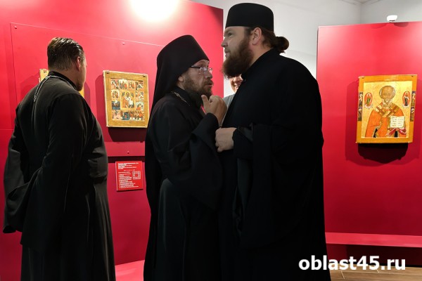 Глоток свежего воздуха для души: в Кургане открылась выставка древних икон Глоток свежего воздуха для души: в Кургане открылась выставка древних икон