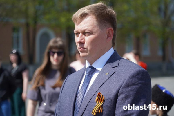 Замглавы Кургана пробежал полумарафон в Тобольске Замглавы Кургана пробежал полумарафон в Тобольске