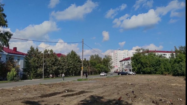 В Кургане подрядчик начал благоустраивать территорию вдоль реки Битёвки в ЦПКиО В Кургане подрядчик начал благоустраивать территорию вдоль реки Битёвки в ЦПКиО