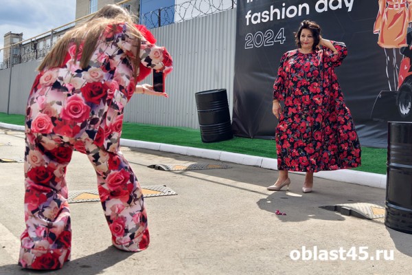 Курганские модники оценили русских кутюрье на показе industrial Fashion day