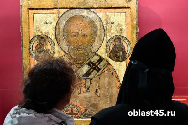 Глоток свежего воздуха для души: в Кургане открылась выставка древних икон Глоток свежего воздуха для души: в Кургане открылась выставка древних икон