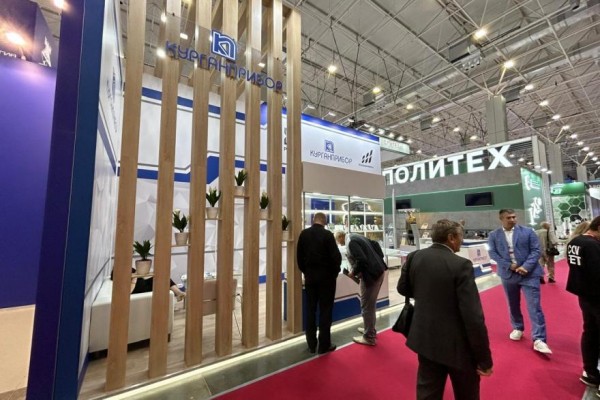 Курганский сенатор Муратов рассказал о «переформатировании» форума «Армия-2024» Курганский сенатор Муратов рассказал о «переформатировании» форума «Армия-2024»