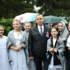 Губернатор Вадим Шумков поздравил курганцев с Днем государственного флага
Губернатор Вадим Шумков поздравил курганцев с Днем государственного флага