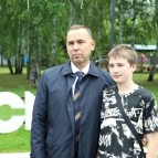 
											Губернатор Вадим Шумков проконтролировал ход строительства новых корпусов в детском оздоровительном лагере &laquo;Космос&raquo;									