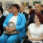 
											Губернатор Вадим Шумков поздравил спортсменов региона с Днем физкультурника, вручил награды и поблагодарил за участие в противопаводковых мероприятиях									