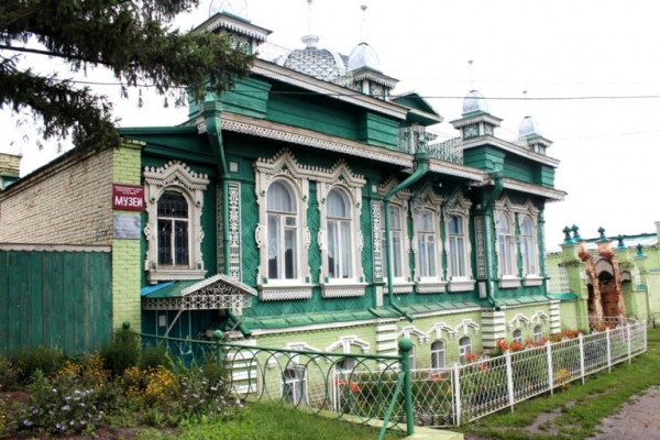 В Куртамышском краеведческом музее появился череп ископаемого носорога