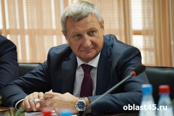 Курганский сенатор представил в Госдуме изменения в закон об обороне регионов Курганский сенатор представил в Госдуме изменения в закон об обороне регионов