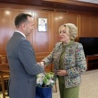 
											Губернатор Курганской области Вадим Шумков встретился с Председателем Совета Федерации Валентиной Матвиенко									
