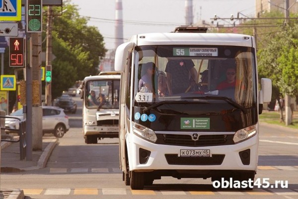 Из-за перекрытия улицы Свердлова в Кургане автобусы изменят свои маршруты Из-за перекрытия улицы Свердлова в Кургане автобусы изменят свои маршруты