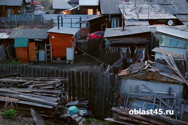 В Кургане власти изъяли под застройку 23 участка с частными домами у набережной В Кургане власти изъяли под застройку 23 участка с частными домами у набережной