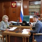 
											Губернатор Курганской области Вадим Шумков встретился с Председателем Совета Федерации Валентиной Матвиенко									