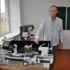 В Шатрово по поручению губернатора Вадима Шумкова продолжают приводить в порядок школу и Дом детства и юношества
В Шатрово по поручению губернатора Вадима Шумкова продолжают приводить в порядок школу и Дом детства и юношества