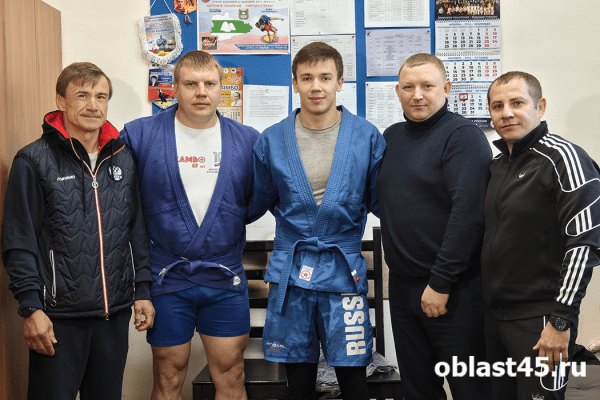 Конкуренция и упорство: результаты курганского самбиста на первенстве России