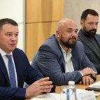 
											Курганское экономическое чудо и дополнительные ресурсы для дальнейшего развития региона губернатор Вадим Шумков обсудил с ведущими экспертами-политологами									