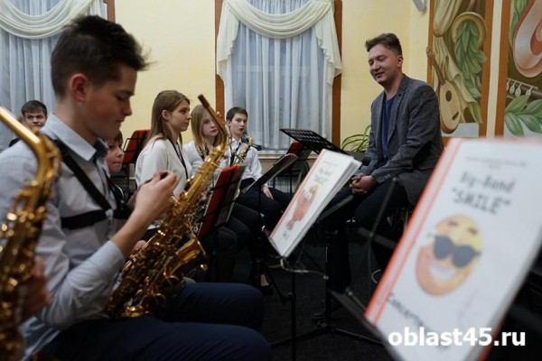 Курганский биг-бэнд &laquo;Смайл&raquo; попал в финал конкурса &laquo;Джаз на Байкале&raquo;