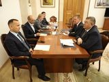 Губернатор Вадим Шумков и руководитель Уральского управления Ростехнадзора Андрей Таранов провели рабочую встречу
Губернатор Вадим Шумков и руководитель Уральского управления Ростехнадзора Андрей Таранов провели рабочую встречу
