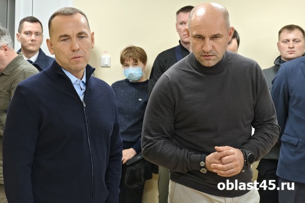 Жога в Кургане: поддержка оборонки и здравоохранения - в приоритете Жога в Кургане: поддержка оборонки и здравоохранения - в приоритете