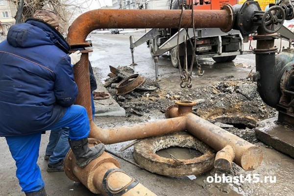 В Кургане 24 октября до вечера отключат отопление и горячую воду В Кургане 24 октября до вечера отключат отопление и горячую воду