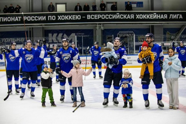 Самарские хоккеисты обыграли &laquo;Зауралье&raquo; на домашнем льду