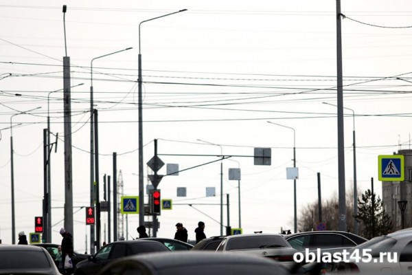 В Кургане на улице Алексеева провели 500 метров ливнёвки 