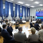 
											Губернатор Вадим Шумков вместе с экспертами и предпринимателями на межрегиональном форуме &laquo;вКУБе-2024&raquo; обсудил вопросы внедрения новых технологий и подготовки кадров									