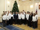 
											Губернатор Вадим Шумков встретился с победителем Китайской национальной олимпиады по математике Евгением Русановым и его одноклассниками									