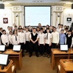 
											Школьники из Петуховского и Частоозерского округов посетили областной центр в рамках образовательного тура &laquo;Курган &ndash; возможности роста&raquo;									