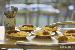 В курганской школе, где не было повара, вернули горячее питание