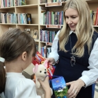 
											Заместитель губернатора по социальной политике поздравила с наступившим Новым годом и Рождеством детей, находящихся в трудной жизненной ситуации									