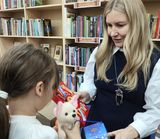 
											Заместитель губернатора по социальной политике поздравила с наступившим Новым годом и Рождеством детей, находящихся в трудной жизненной ситуации									