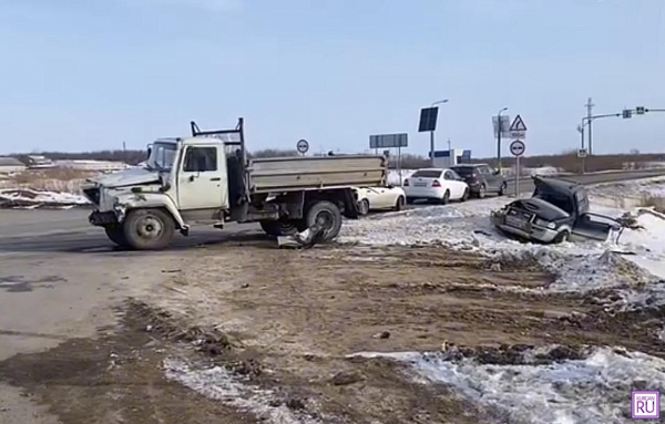 ​На трассе в Зауралье водитель легковушки скончался после столкновения с ГАЗом