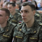 Накануне Дня защитника Отечества губернатор Вадим Шумков вручил ветеранам Курганской области медали «80 лет Победы в Великой Отечественной войне 1941-1945 гг.»
Накануне Дня защитника Отечества губернатор Вадим Шумков вручил ветеранам Курганской области медали «80 лет Победы в Великой Отечественной войне 1941-1945 гг.»