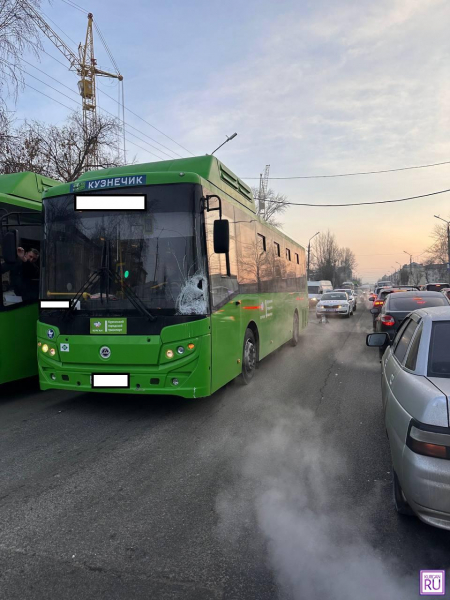 ​В Кургане пешеход попал под автобус