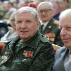 Накануне Дня защитника Отечества губернатор Вадим Шумков вручил ветеранам Курганской области медали «80 лет Победы в Великой Отечественной войне 1941-1945 гг.»
Накануне Дня защитника Отечества губернатор Вадим Шумков вручил ветеранам Курганской области медали «80 лет Победы в Великой Отечественной войне 1941-1945 гг.»