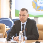 
											Губернатор Вадим Шумков обсудил с региональным отделением Народного фронта вопросы поддержки и социализации бойцов спецоперации									