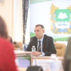 
											Губернатор Вадим Шумков обсудил с региональным отделением Народного фронта вопросы поддержки и социализации бойцов спецоперации									