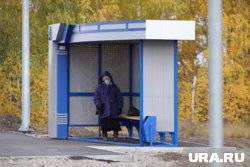В Курганской области ветром сдуло остановку, которую плохо приварили. Фото В Курганской области ветром сдуло остановку, которую плохо приварили. Фото