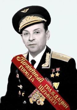 Курганец сбежал на костылях на фронт и сбил 50 самолетов: чем известен дважды Герой СССР Евстигнеев